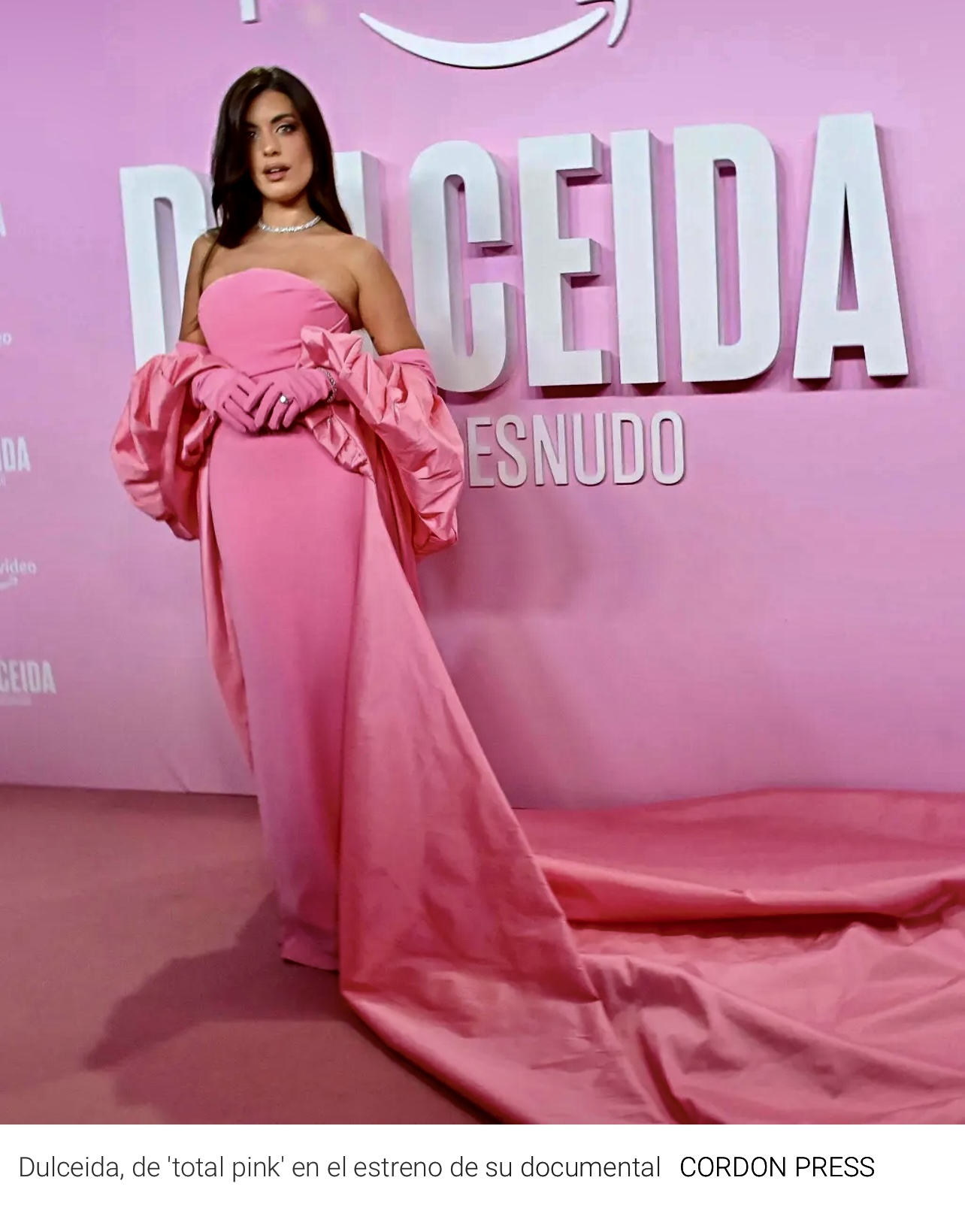 Nerea Rodríguez en la Premier de la Docuserie de Dulceida con nuestro Parenzo Anna